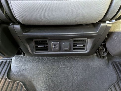 Used 2022 GMC Sierra 1500 Elevation image 16