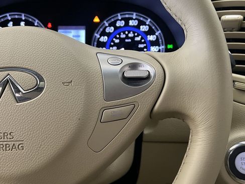 Used 2013 INFINITI FX37 AWD w/ Premium Pkg image 34