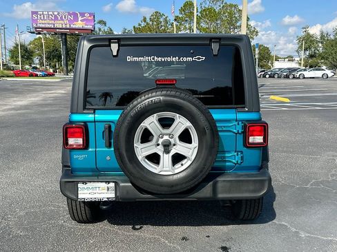 Used 2019 Jeep Wrangler Unlimited Sport S image 7