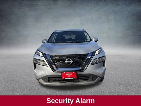 Used 2023 Nissan Rogue SV w/ SV Premium B Package image 10