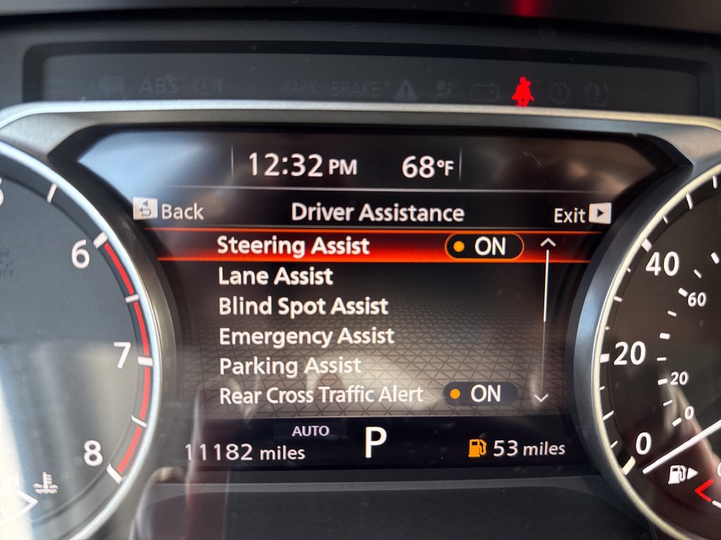 Used 2023 Nissan Rogue SV AWD/4WD image 14