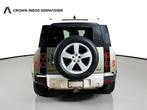 Used 2021 Land Rover Defender 90 First Edition AWD/4WD image 35
