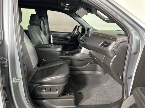 Used 2023 Chevrolet Tahoe Z71 w/ Luxury Package image 29