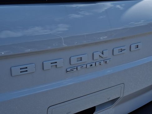 Certified 2023 Ford Bronco Sport Outer Banks w/ Tech Package AWD/4WD image 32