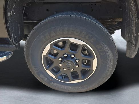 Used 2026 RAM 3500 Laramie AWD/4WD image 33