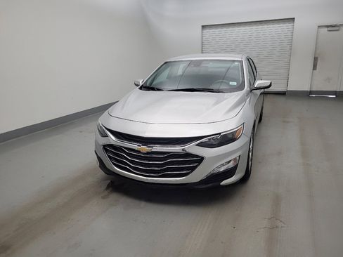 Used 2021 Chevrolet Malibu LT FWD image 15
