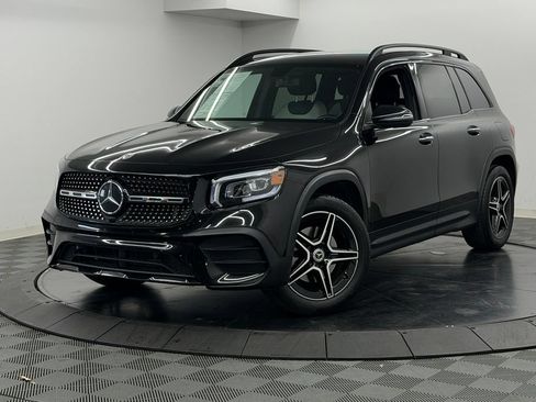 Used 2021 Mercedes-Benz GLB 250 image 3