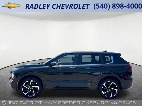 Used 2023 Mitsubishi Outlander SE AWD/4WD image 17