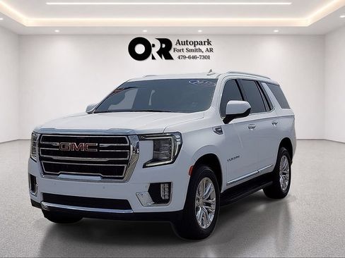 Used 2023 GMC Yukon SLT RWD image 2