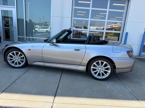 Used 2007 Honda S2000 image 32