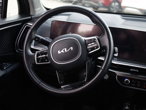 Used 2024 Kia Sorento S w/ Panoramic Sunroof Package FWD image 7
