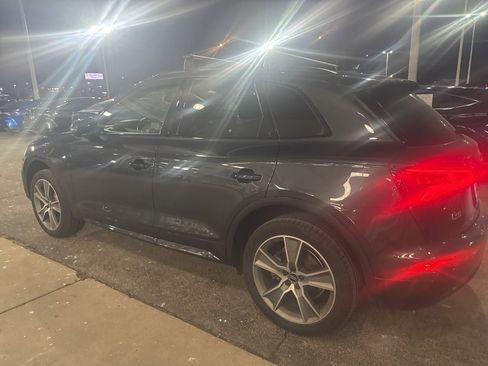 Used 2019 Audi Q5 2.0T Premium Plus w/ Premium Plus Package image 8