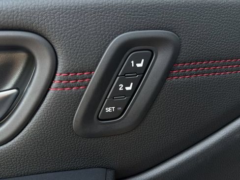 Certified 2026 Honda Pilot Black Edition image 15