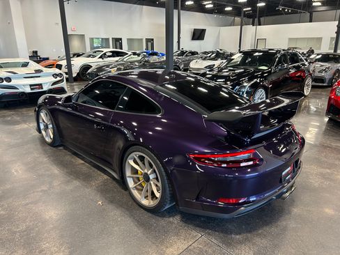 Used 2018 Porsche 911 GT3 RWD image 6