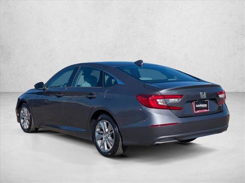 Used 2018 Honda Accord LX image 8