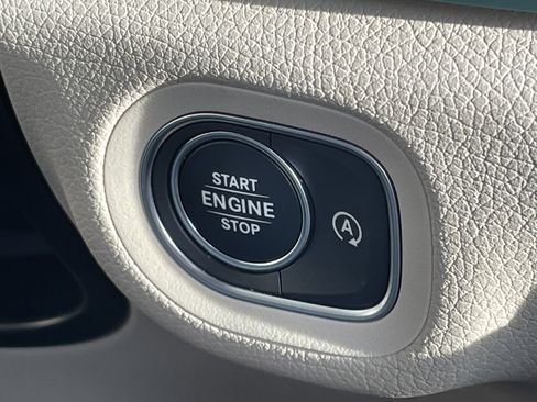 Certified 2022 Mercedes-Benz GLE 450 GLE 450 4MATIC SUV image 30