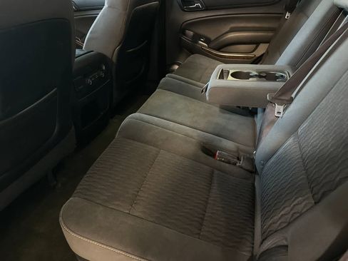 Used 2015 Chevrolet Tahoe LS RWD image 5