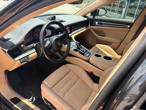 Used 2023 Porsche Panamera 4 Platinum Edition AWD/4WD image 16