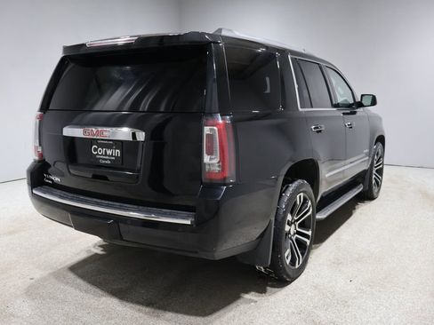 Used 2016 GMC Yukon Denali image 2