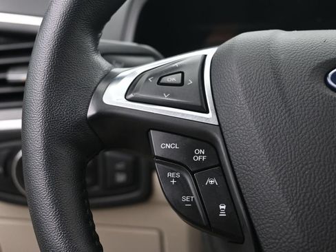 Used 2024 Ford Edge Titanium w/ Equipment Group 301A AWD/4WD image 18