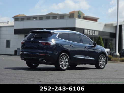 Used 2023 Buick Enclave Premium w/ Experience Buick Package FWD image 7