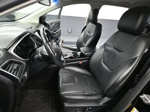 Used 2016 Ford Edge Titanium w/ Technology Package AWD/4WD image 17