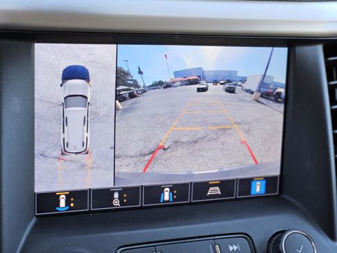 Used 2022 GMC Acadia Denali w/ Denali Technology Package image 22