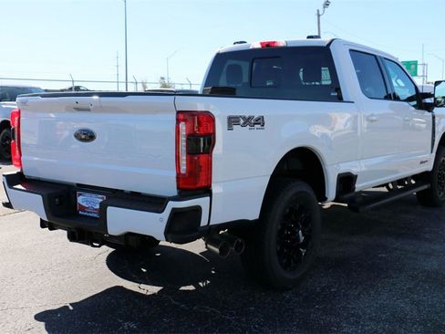 New 2026 Ford F250 Lariat w/ Black Appearance Package image 5