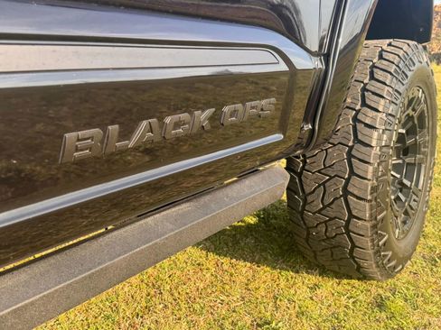 Used 2023 Ford F150 Lariat w/ Equipment Group 502A High image 5