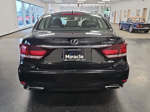 Used 2014 Lexus LS 460 w/ Comfort Package RWD image 6