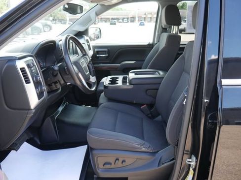 Used 2018 GMC Sierra 1500 SLE w/ SLE Value Package AWD/4WD image 2