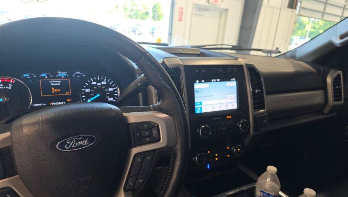 Used 2019 Ford F350 Lariat w/ Lariat Ultimate Package AWD/4WD image 11