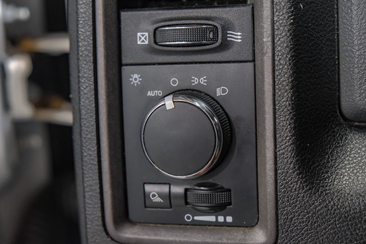 Used 2014 RAM 2500 Tradesman w/ Chrome Appearance Group AWD/4WD image 26