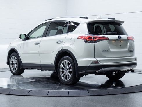 Used 2017 Toyota RAV4 Limited image 9