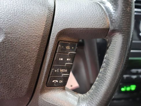 Used 2009 Ford Fusion SEL FWD image 18