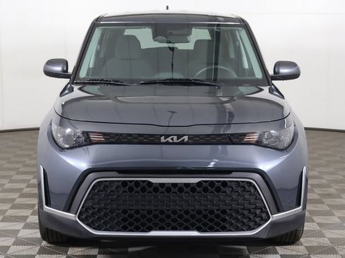 Used 2023 Kia Soul LX w/ LX Technology Package FWD image 10