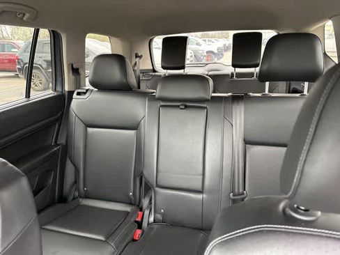 Used 2018 Volkswagen Atlas SE image 5