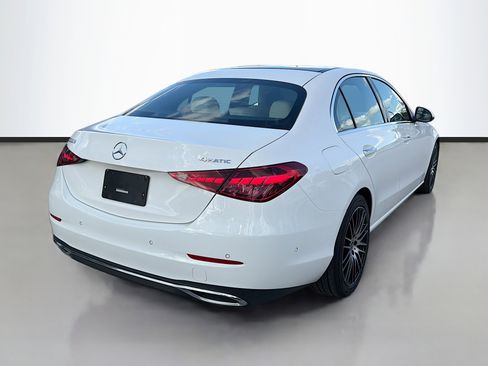 Used 2025 Mercedes-Benz C 300 4MATIC Sedan image 4