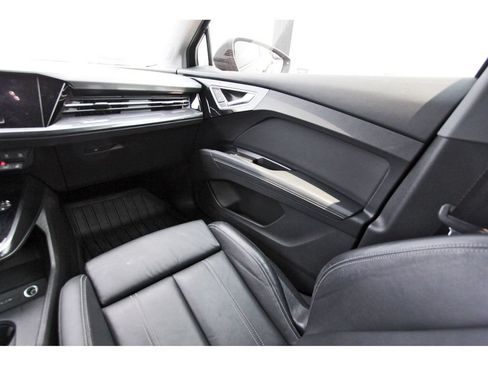 Used 2022 Audi Q4 e-tron Premium Plus AWD/4WD image 11