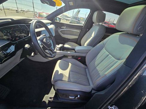 Used 2024 Audi Q8 e-tron Prestige w/ Prestige Package AWD/4WD image 24