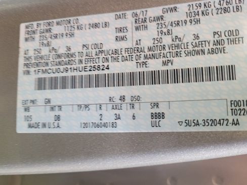 Used 2017 Ford Escape Titanium w/ Equipment Group 301A FWD image 33
