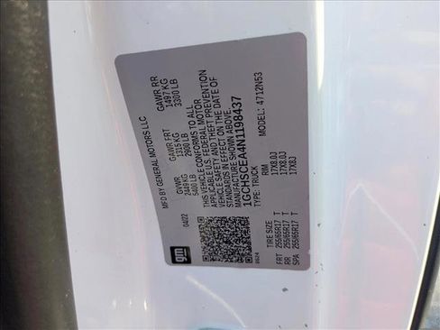 Used 2022 Chevrolet Colorado LT w/ Fleet Safety Package image 21