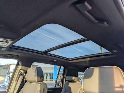 New 2026 Chevrolet Suburban Premier w/ Sun And Tow Package image 32