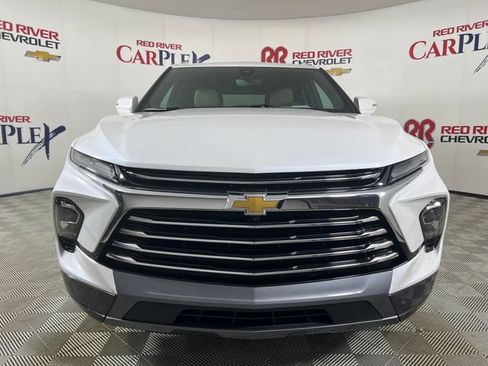 Used 2024 Chevrolet Blazer Premier w/ Driver Confidence II Package FWD image 2