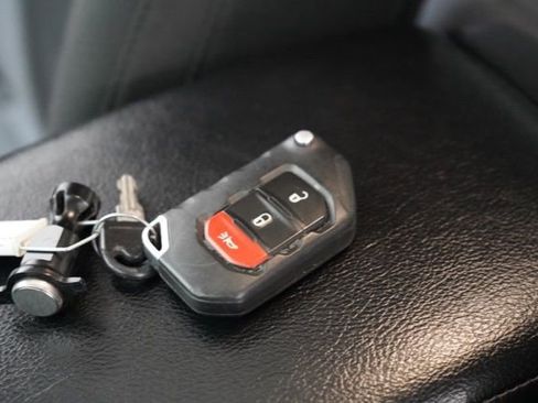 Used 2021 Jeep Wrangler Unlimited Sport image 37