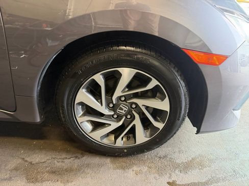Used 2017 Honda Civic EX image 29
