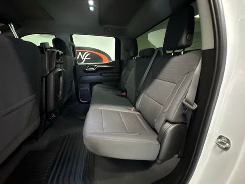 Used 2023 Chevrolet Silverado 1500 RST w/ Z71 Off-Road Package image 9