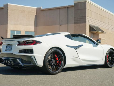 Used 2025 Chevrolet Corvette Z06 image 6