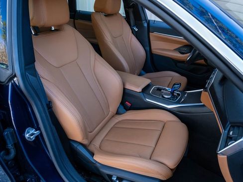 Used 2023 BMW i4 eDrive35 w/ Premium Package RWD image 22