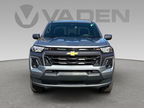 Used 2024 Chevrolet Colorado LT w/ LT Convenience Package image 22